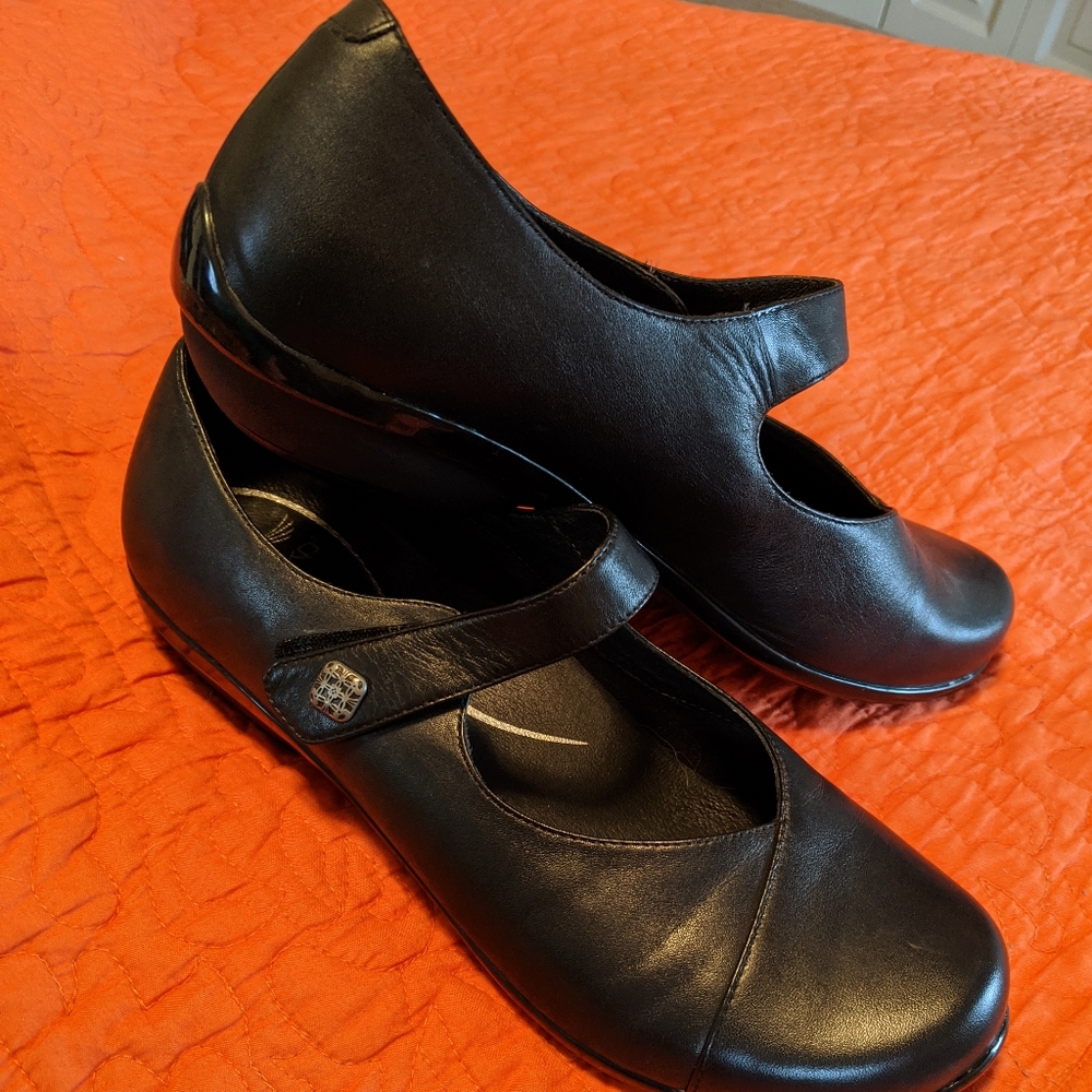 Dansko Opal Mary Jane Shoes Size 41 (US 11)